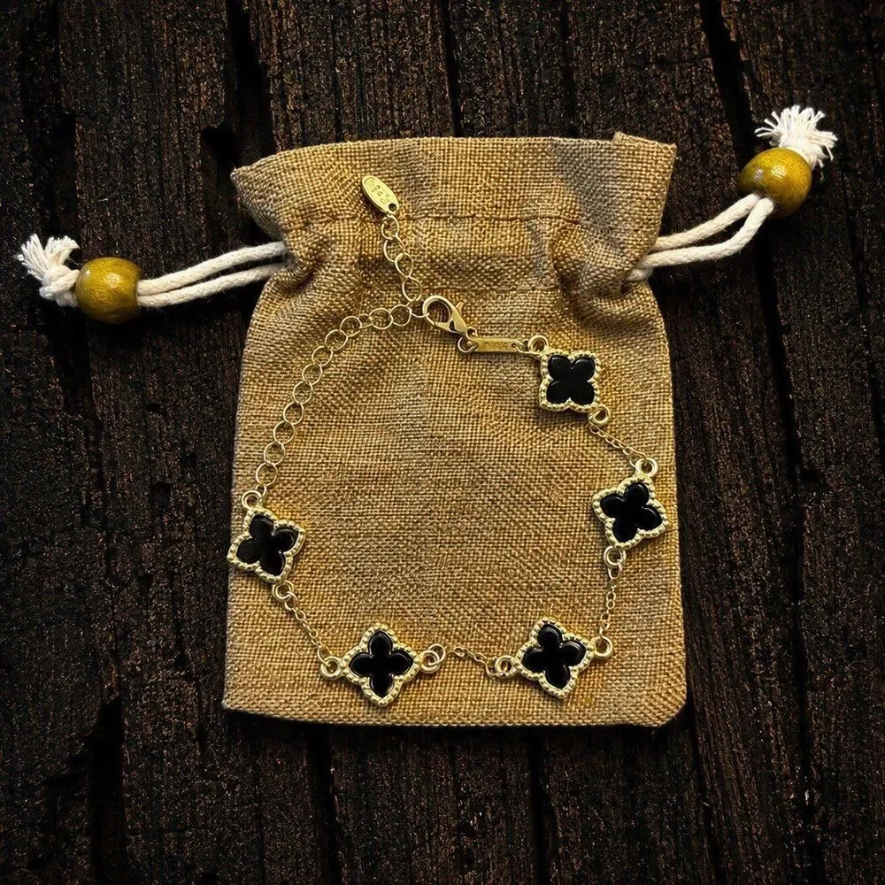 boutique elegant gold